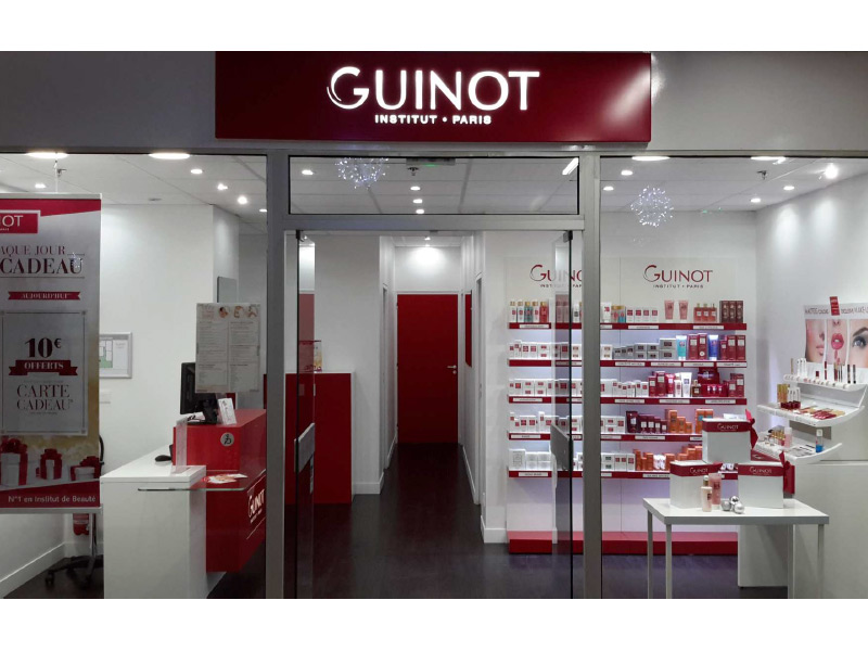 GUINOT / MARY COHR